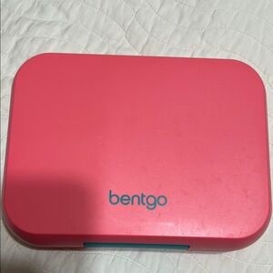 Bentgo Pink Lunch Box